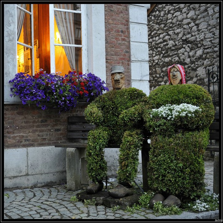 2009_06_28_21_52 _01-border.jpg (221 KB)